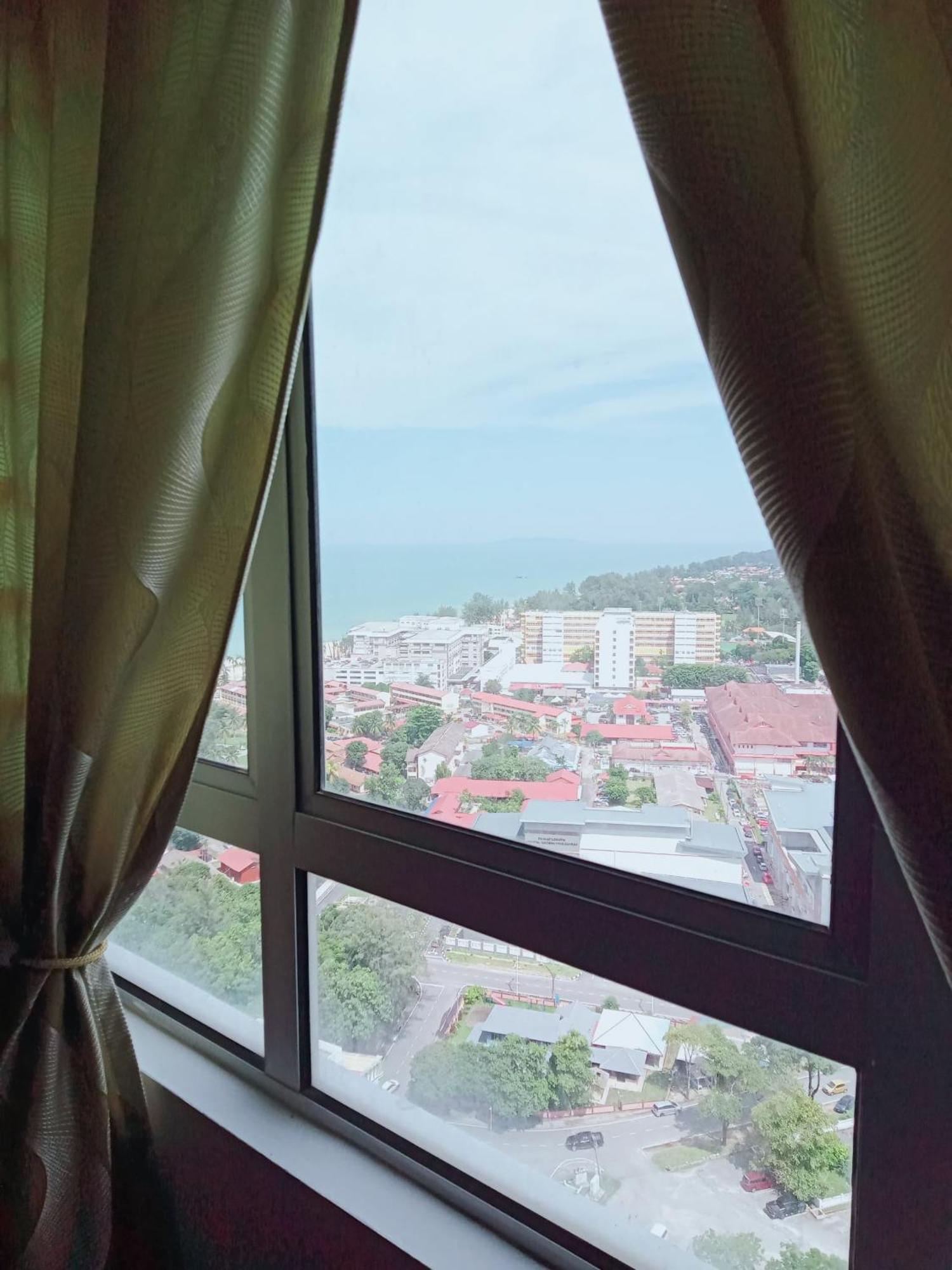 Homestay Kuala Terengganu Rose House Pantai Batu Buruk Dış mekan fotoğraf